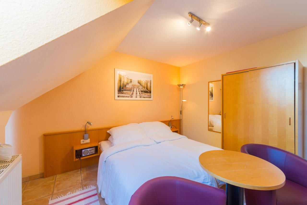 Der Suedschwede ... Dein Gaestehaus Mitten In Zingst Und Nah Zum Strand Esterno foto