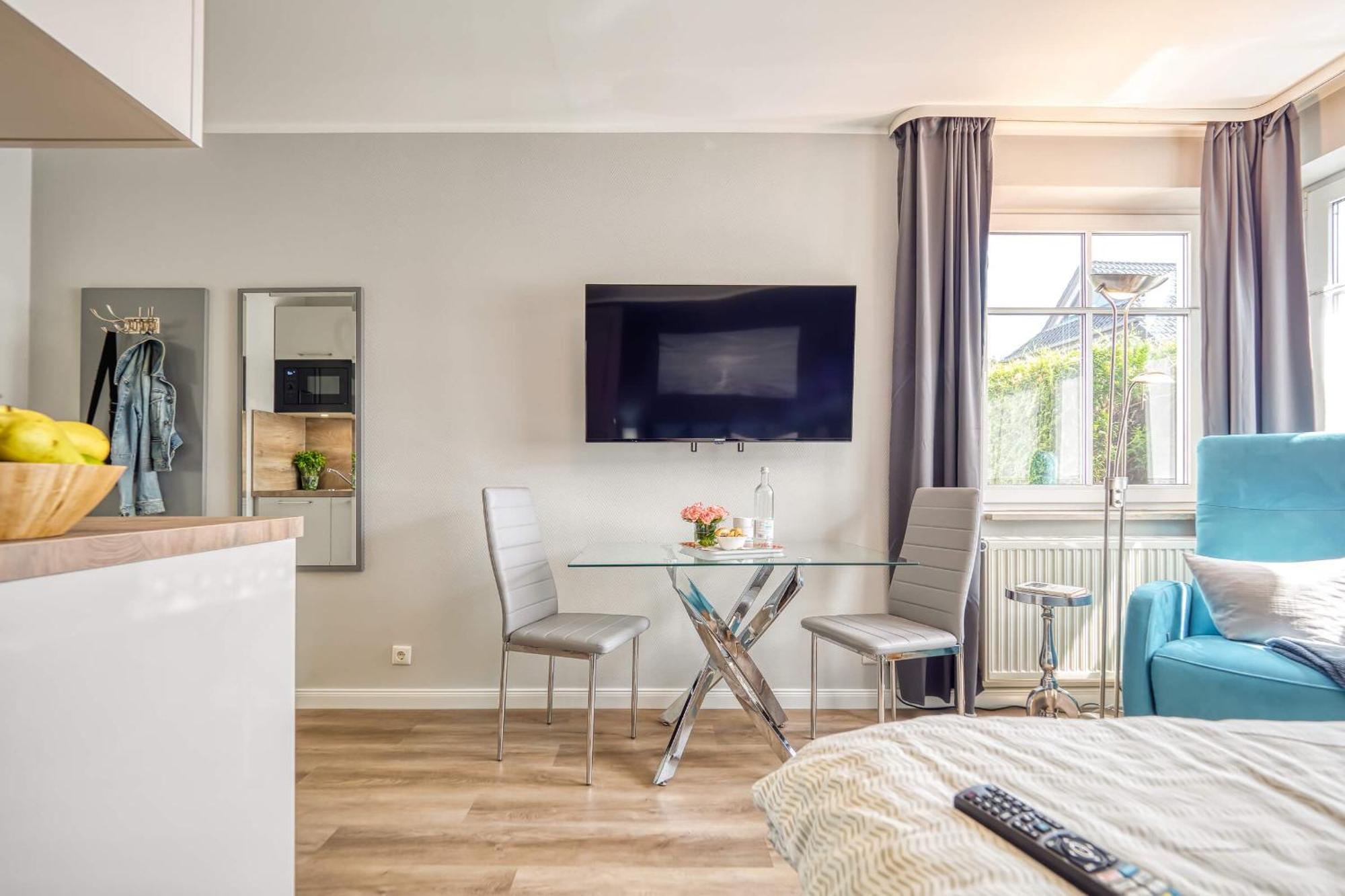 Der Suedschwede ... Dein Gaestehaus Mitten In Zingst Und Nah Zum Strand Esterno foto